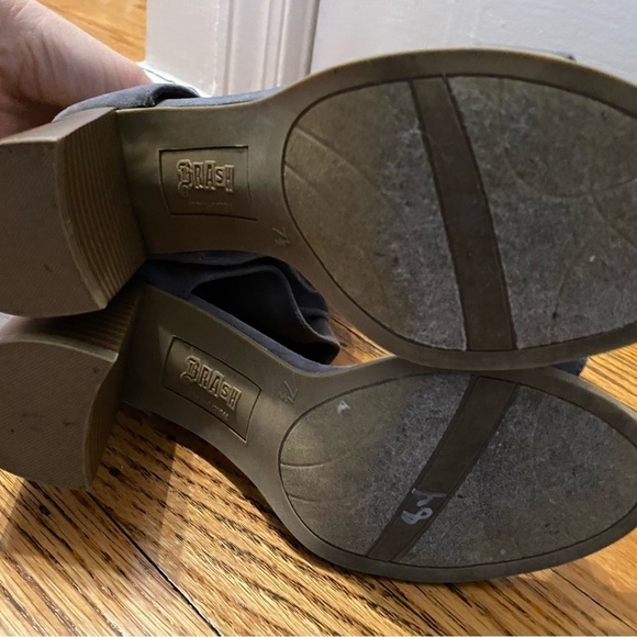 BRASH size 7.5 gray heels worn once - Picture 4 of 4